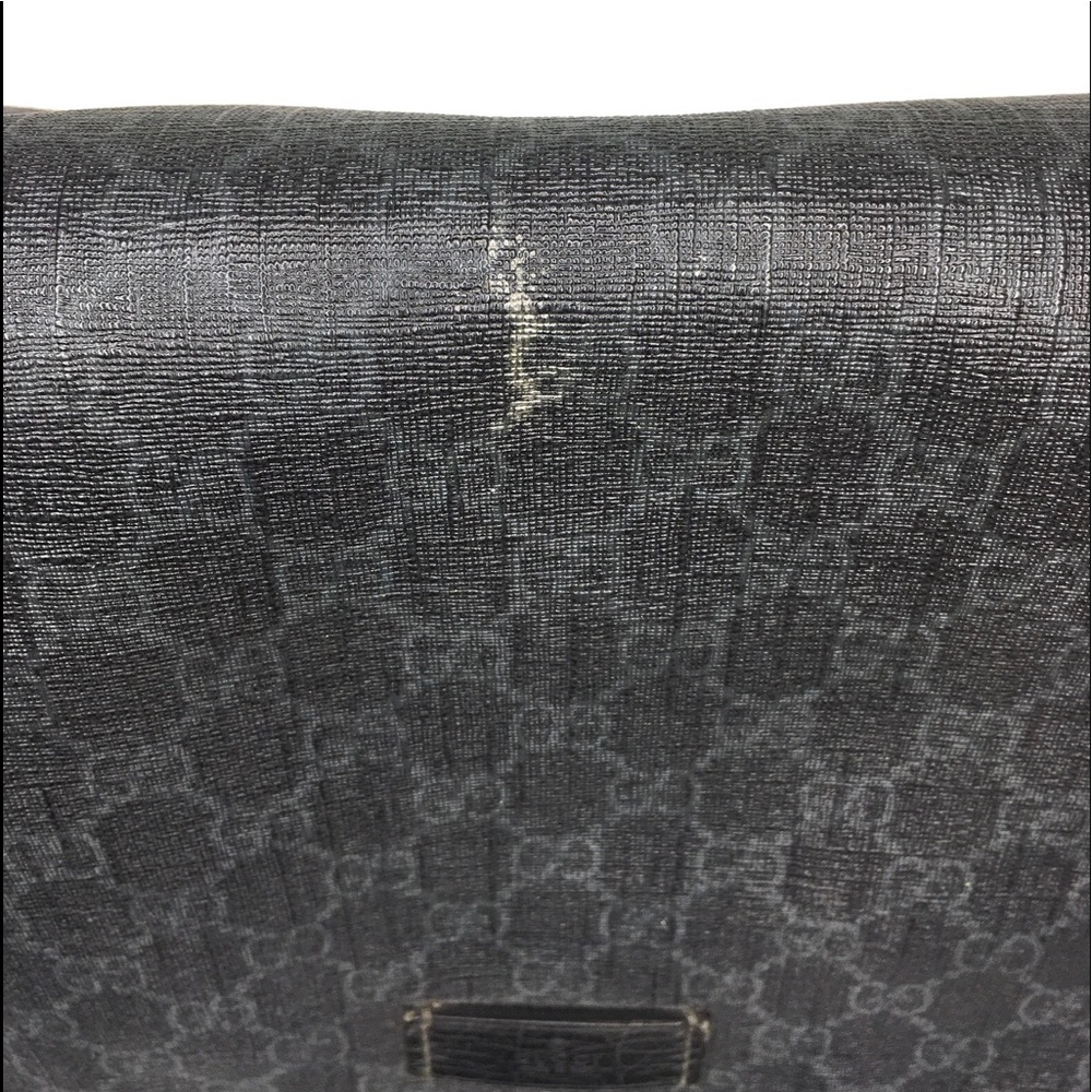 Authentic Gucci black monogram unisex mess… - Picture 9 of 16